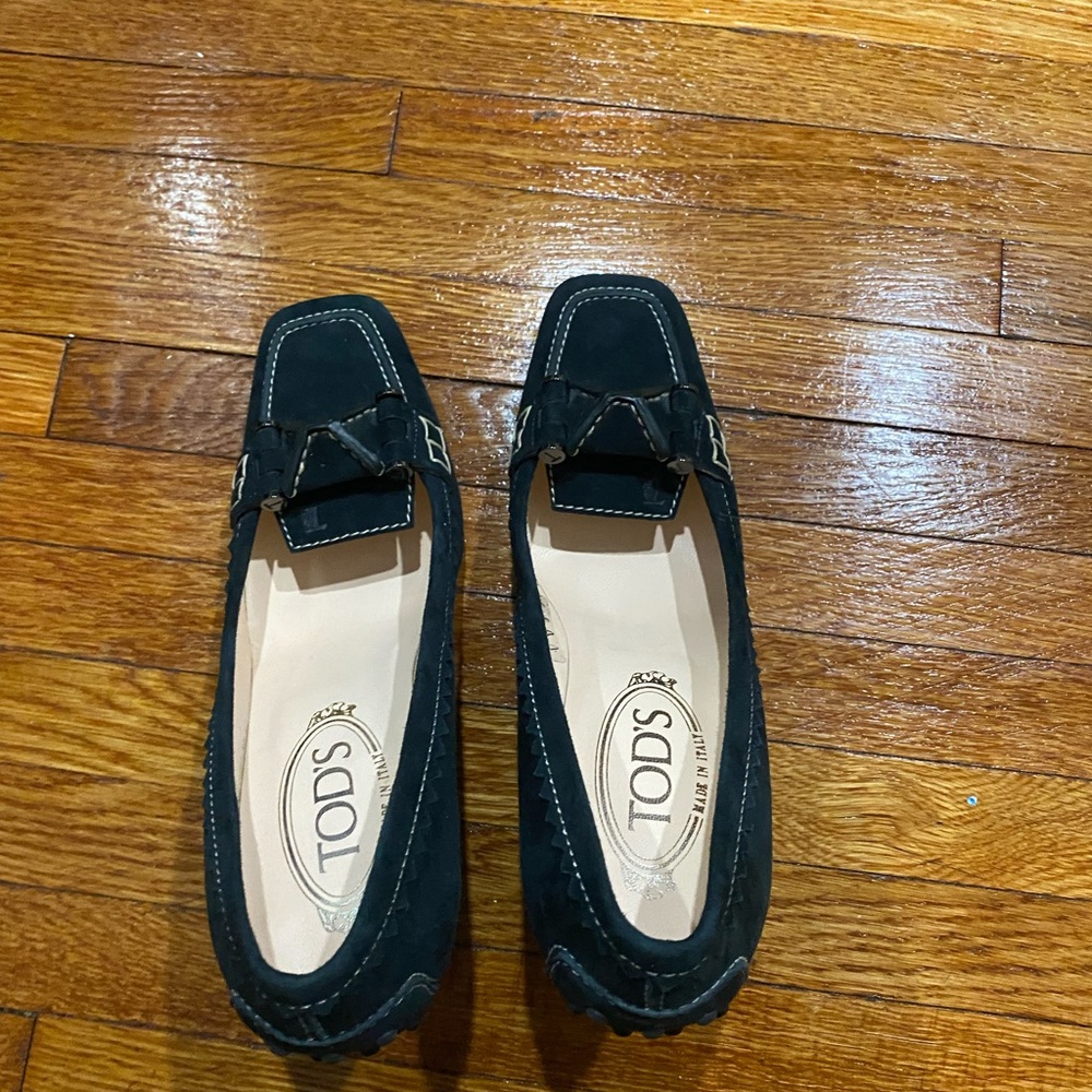 Tod’s  women’s blue suede used but great condition